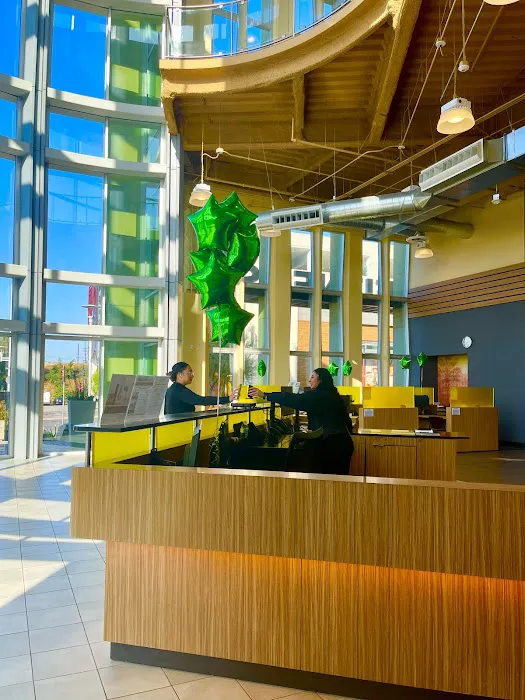 LA Fitness Picture 9