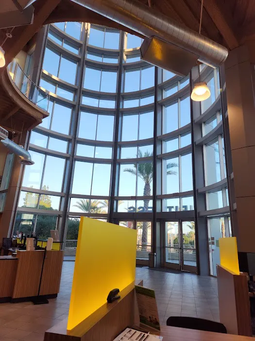 LA Fitness Picture 1