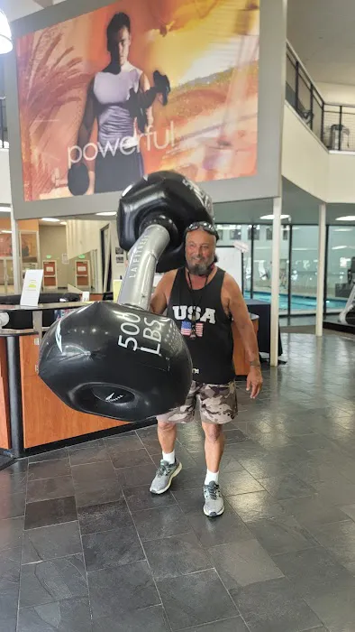 LA Fitness Picture 5