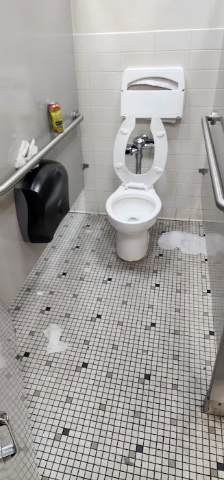 LA Fitness Picture 10