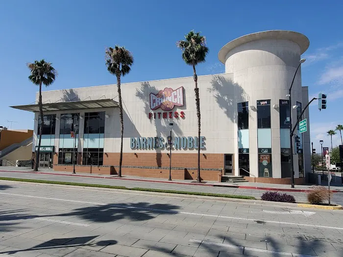 Crunch Fitness - Burbank Picture 6