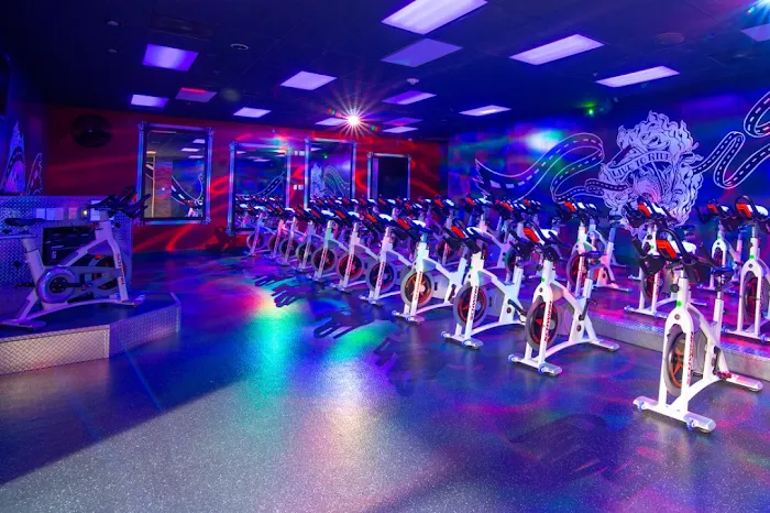 Crunch Fitness - Burbank Picture 8
