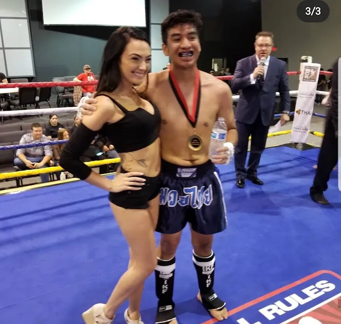 Defiant gym Picture 5