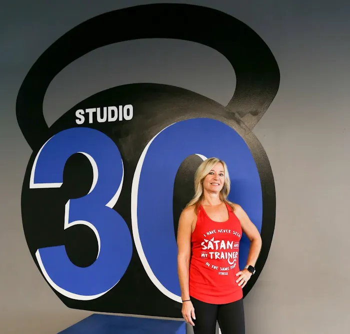 Studio 30 Franchising, LLC Picture 2