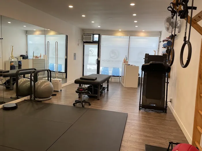 Olympic Stretch Picture 5