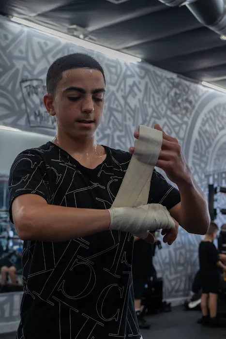 Thruline Fight Club Picture 8