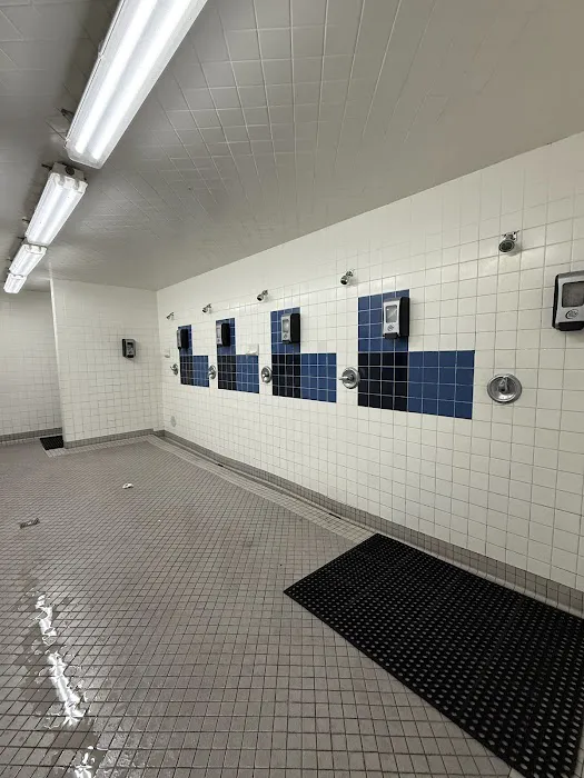 24 Hour Fitness Picture 5