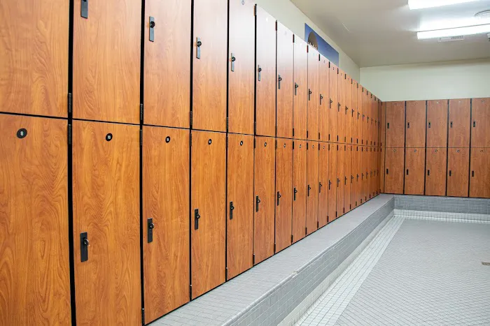 24 Hour Fitness Picture 9