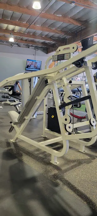 24 Hour Fitness Picture 6