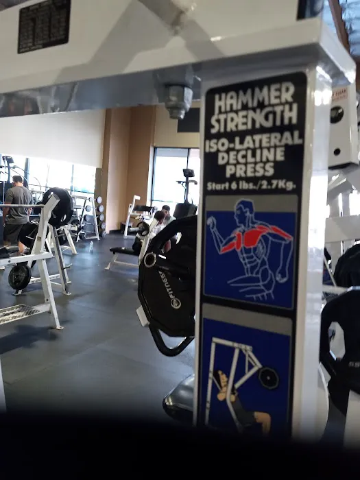 24 Hour Fitness Picture 8