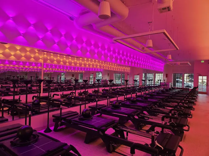 Aleva Studios Picture 4