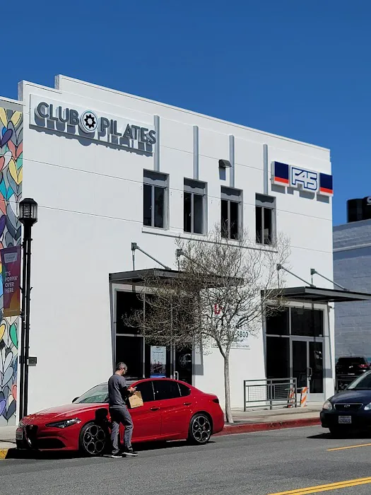 F45 Training Central Burbank Picture 2