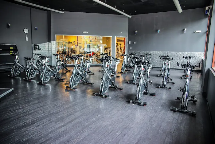 24 Hour Fitness Picture 7