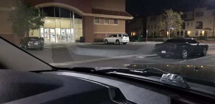 24 Hour Fitness Picture 3