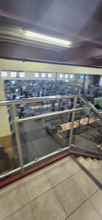 24 Hour Fitness Picture 6