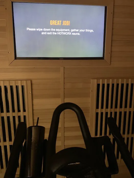 HOTWORX - Chino Hills, CA Picture 2