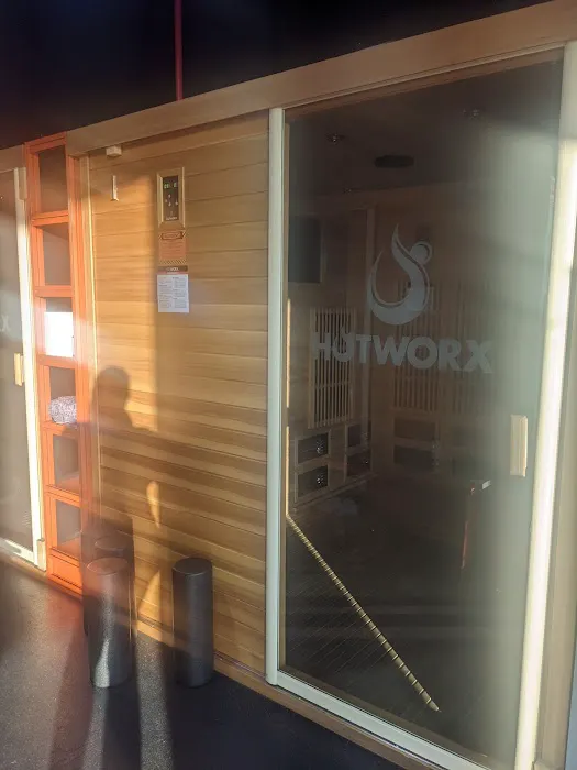 HOTWORX - Chino Hills, CA Picture 5