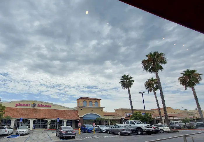 Planet Fitness Picture 6