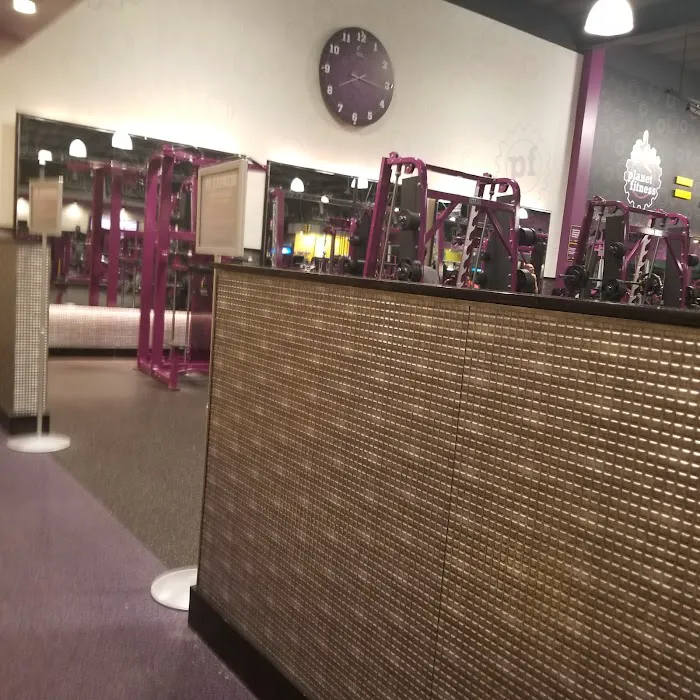 Planet Fitness Picture 8