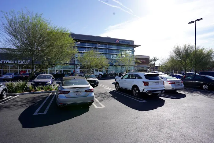 24 Hour Fitness Picture 2