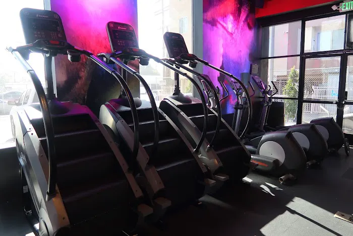 Speakeasy Fitness - North Hills Picture 4