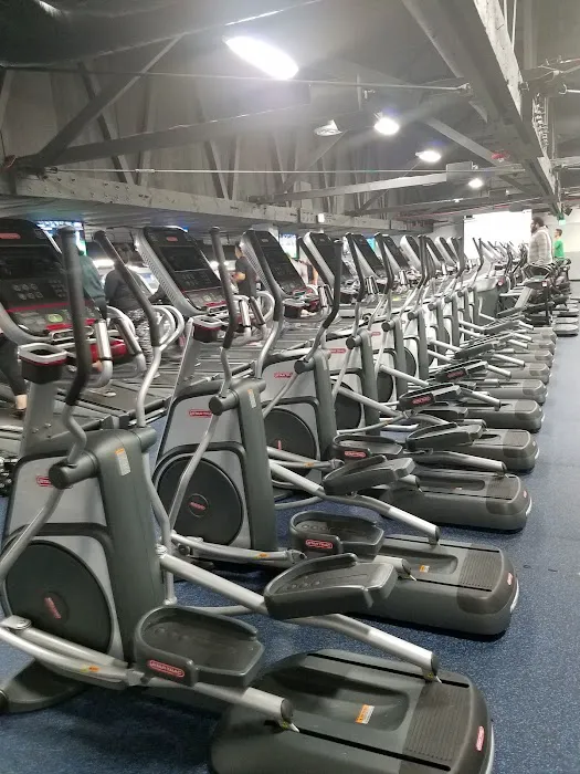 Crunch Fitness - Van Nuys Picture 10