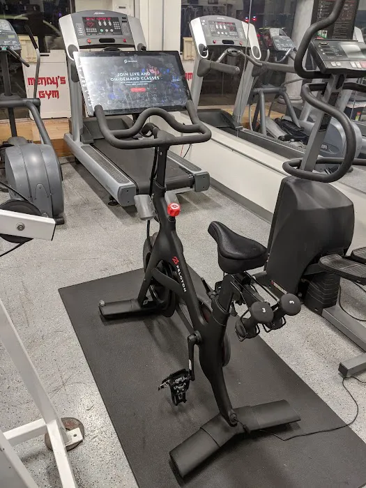 Mendy's Gym - Gym, Personal training, Nutrition Picture 5