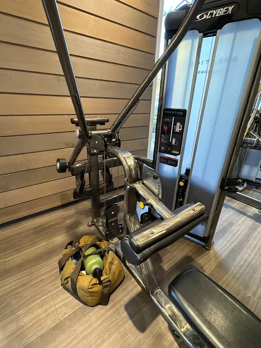 Gold's Gym Rancho Cucamonga Picture 3