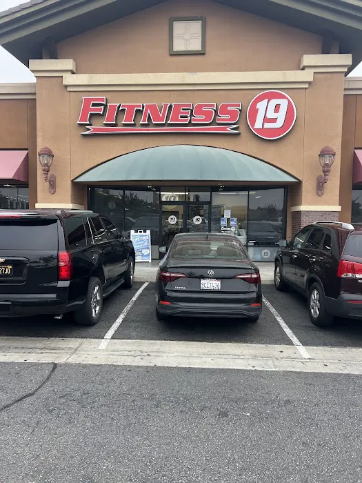 Fitness 19 Picture 6