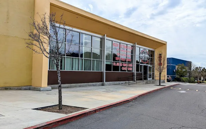 Healthy Body Training Facility Picture 2