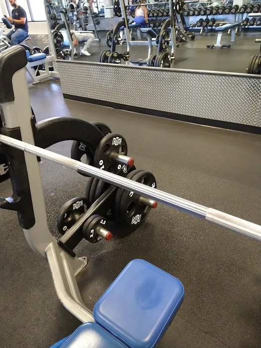 Crunch Fitness - North Riverside Picture 7