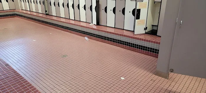 Crunch Fitness - North Riverside Picture 9