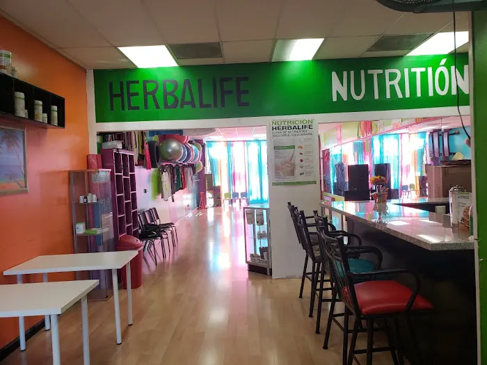 Laura's Zumba Lovers Studio & Nutrition Picture 6