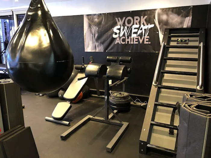 El WORKOUT FITNESS CLUB Picture 8