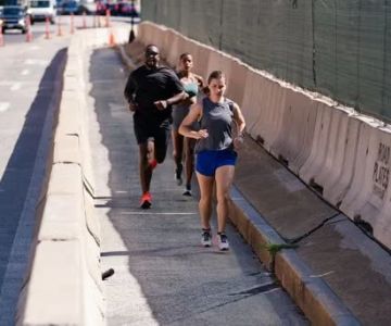 How to Periodize Your Strength and Running Work for Consistent Off-Season Progress
