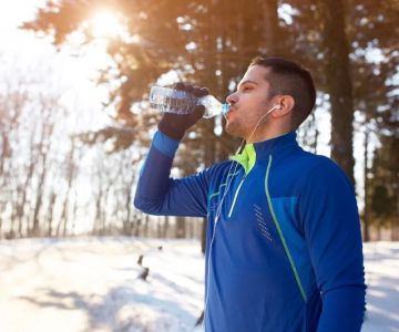 Best Practices for Hydration During Cold, Dry Fall Runs and Workouts