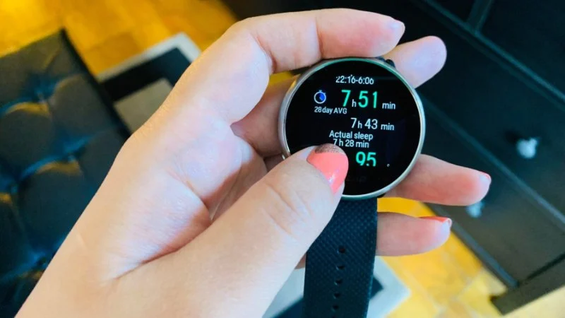 How to Use Smartwatch Recovery Insights to Decide When to Push and When to Pull Back
