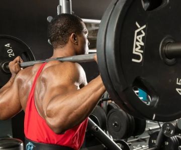 The Best Strength Training Splits for Lifters Who Also Run Regularly This Fall