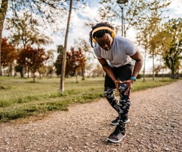 The Best Ways to Program Strength Work to Prevent Overuse Injuries During Fall Mileage Buildup