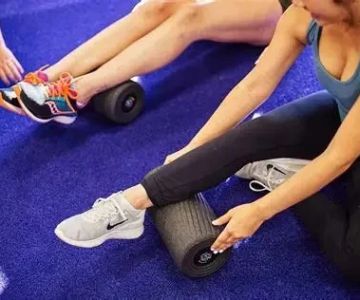 The Best Mobility and Warm-Up Flows to Reduce Muscle Soreness After Long Weekend Runs