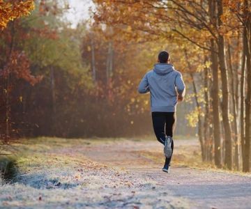 Best Warm Clothing Choices for Early Morning Runs Without Sacrificing Breathability