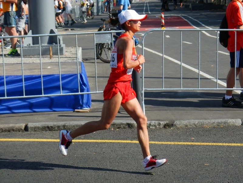 How to Program Tempo, Intervals, and Long Runs to Peak on Race Day This Season