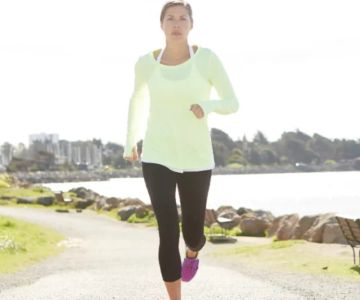 The Best Lower-Body Strength Exercises to Prevent Common Running Injuries This Fall