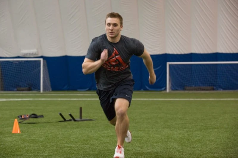 The Best Strength Drills to Boost Acceleration and Top-End Speed for Short-Distance Runners