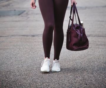 How to Build a Lightweight Travel Workout Kit for Fall Business Trips and Vacations