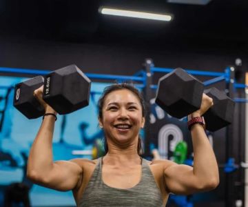 How to Build a Sustainable Routine for Strength, Speed, and Recovery Through Fall