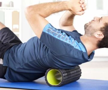 The Complete Guide to Foam Roller and Mobility Ball Techniques for Runners