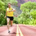 The Best Ways to Use Smartwatch Sleep and HRV Data to Plan Race Week Strategy This Season