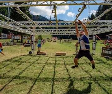 How to Train for a Fall Obstacle Course: Grip, Carry, and Plyometric Progressions