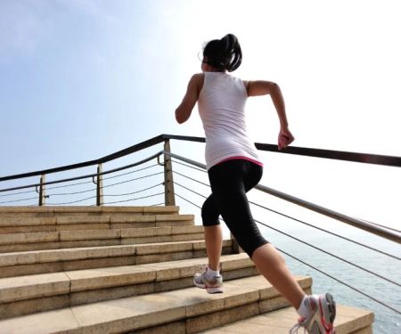 The Best Strength Exercises to Improve Stair Climbing Power for Hikes and Urban Runs